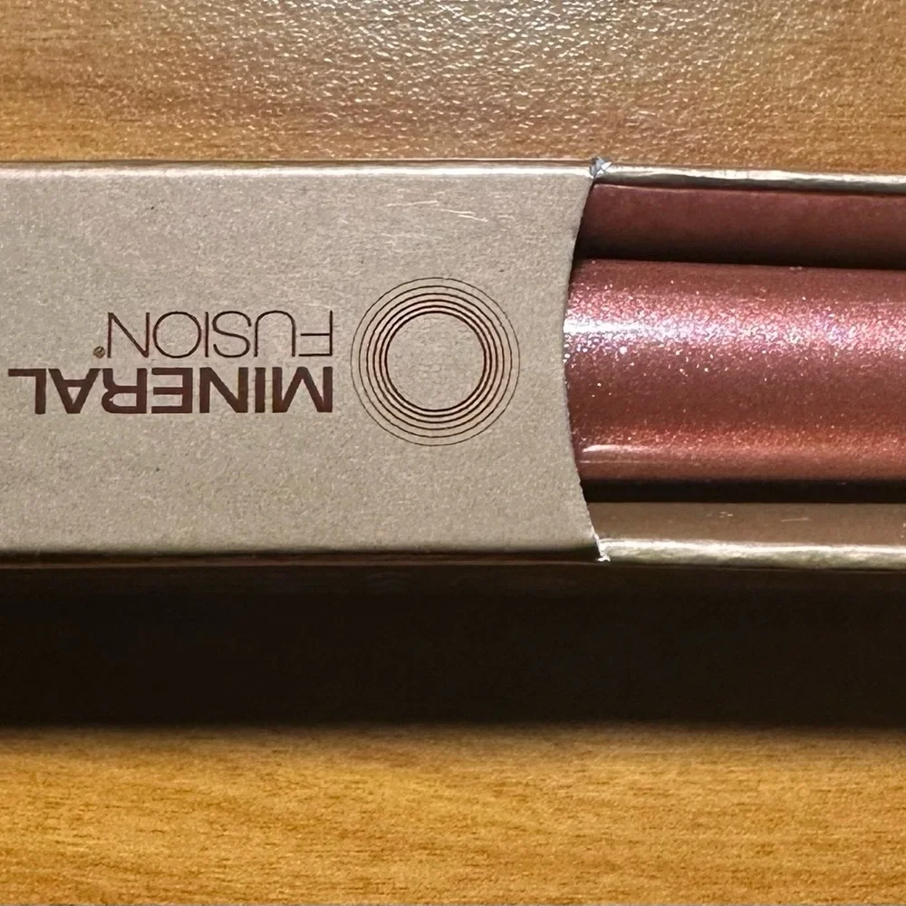 Mineral Fusion liquid lip
